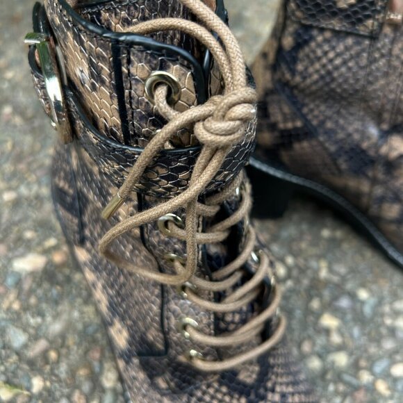 Joie Ragster Python Snakeskin Print Combat Boots in Camel Size 38 - Picture 9 of 12